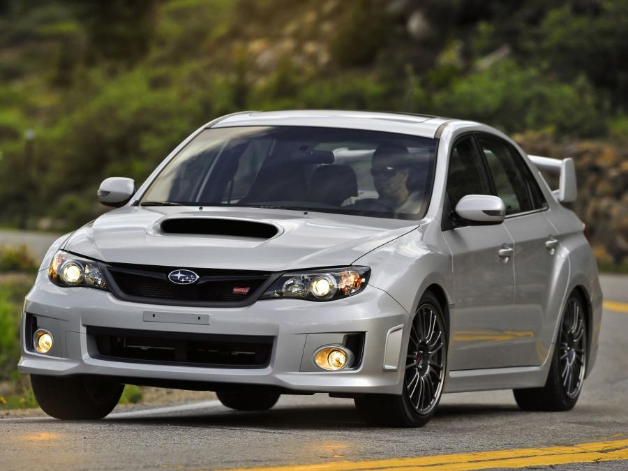  Subaru Impreza WRX STi Sedan 2010 года  (US) (фото 10 из 33)